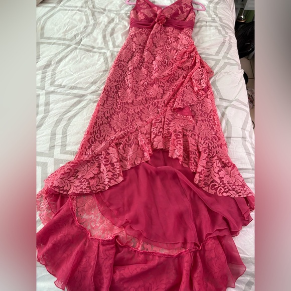 Pronovias Pink Lace Formal Dress. Size 8. - Picture 3 of 16